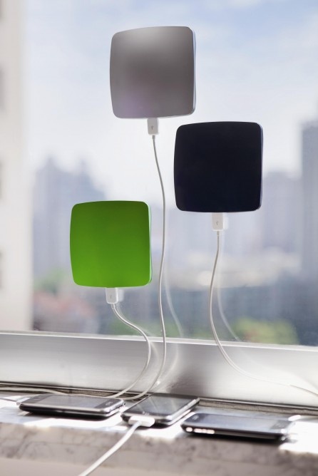 Solar charger by XDDEsign Solar charger by XDDEsign