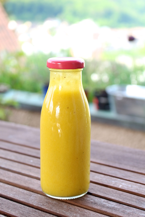 Smoothie with aloe vera